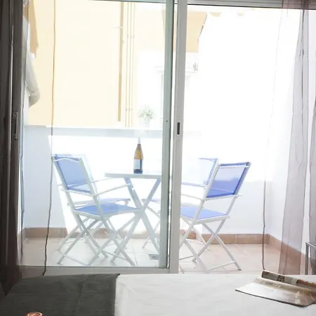Singularstays Comedias Apartmán *