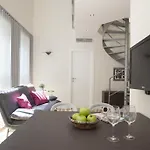 Singularstays Comedias Apartment