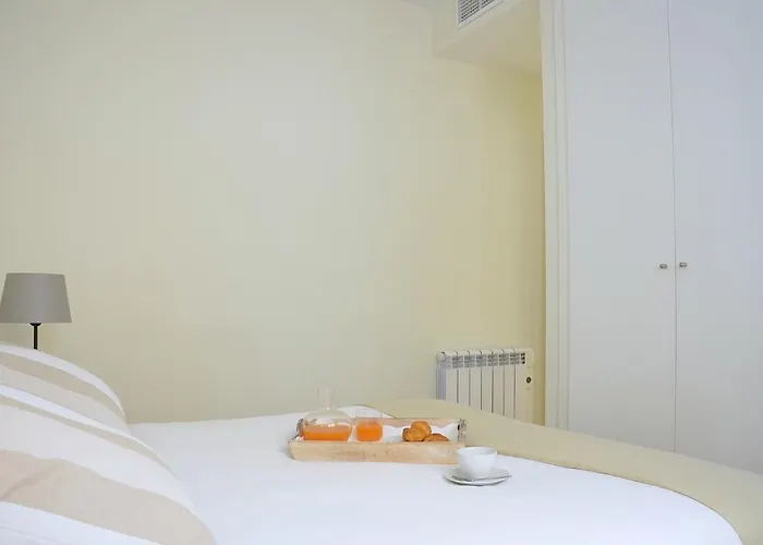 Singularstays Comedias Апартаменты